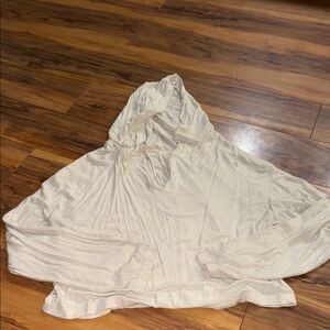 Cream Hooded Pullover